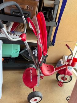 Radio Flyer 4-in-1 Stroll ’N Trike – Red