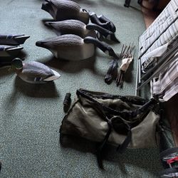 Herter Realistic Duck Decoys And Flambeau Goose Decoys