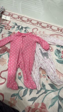 Carter’s size 3 months pajamas