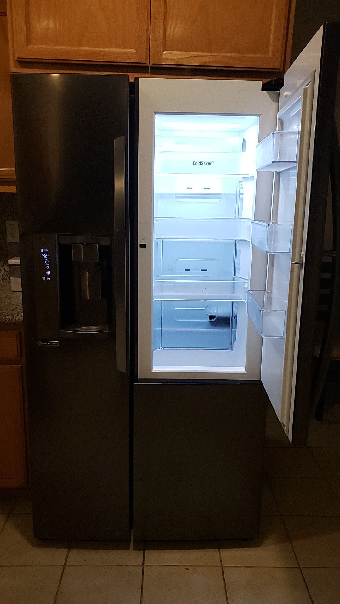 Lg double door fridge $50 first person to come get it at this price can have it. MUST BE GONE TODAY