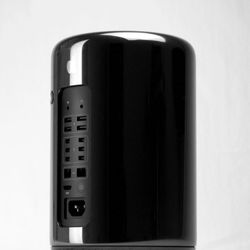 Mac Pro Late 2013 6 Core 3.5 MHz 1 Tb SSd Monterey 128gb Ram Excellent Condition 