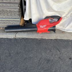 18V Milwaukee blower