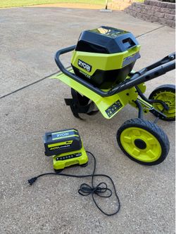 Cordless 40 V Cultivator