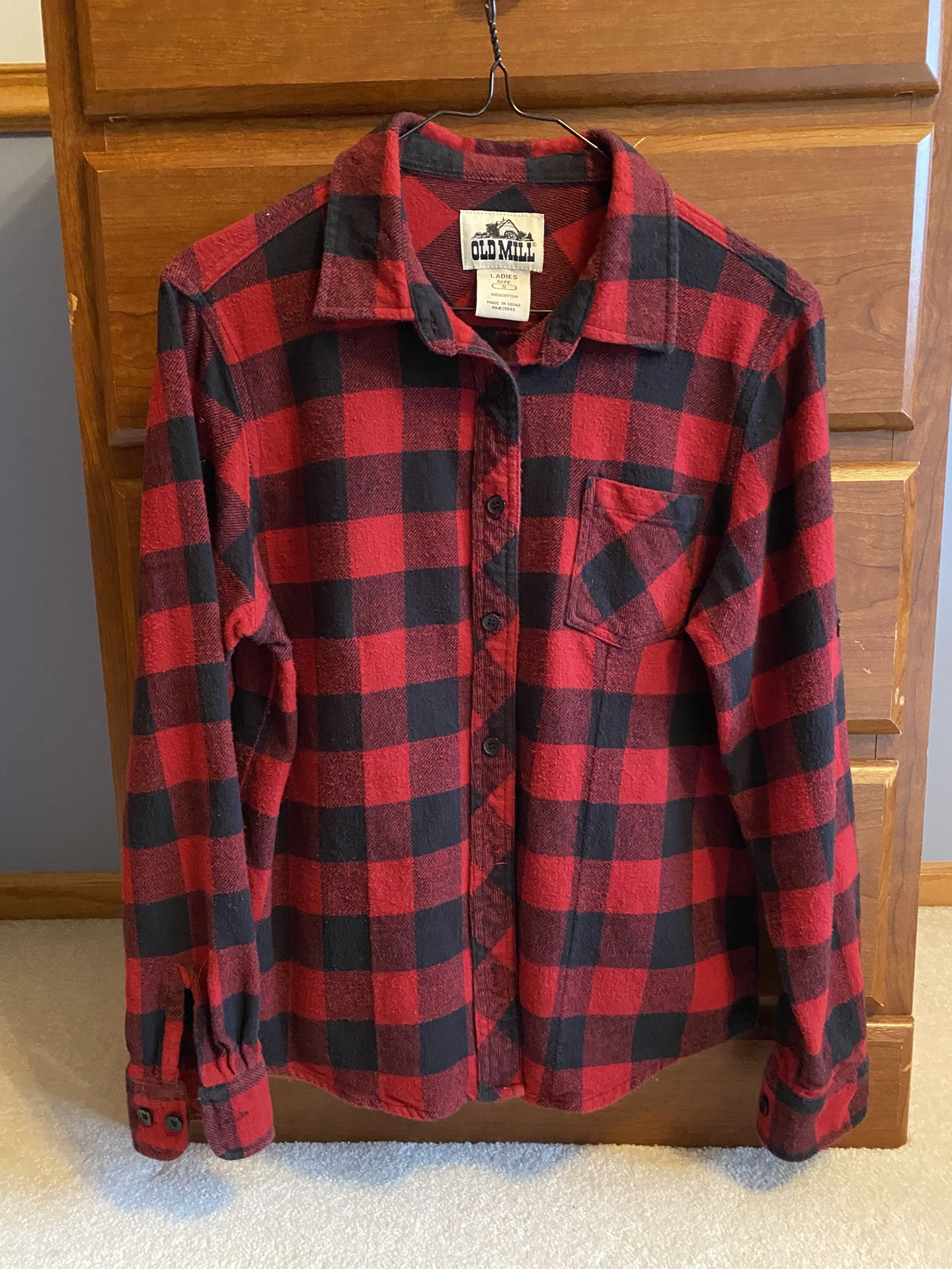 Ladies Size Small Red Flannel Shirt