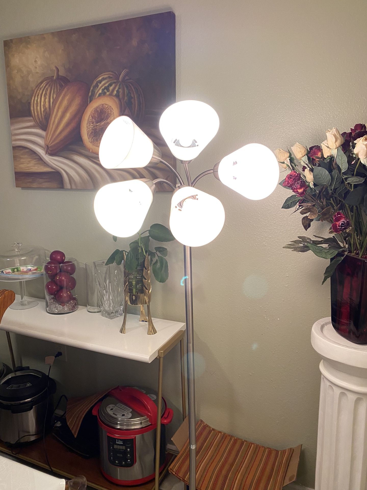 FLOOR 3 WAYS LAMP 66” H. NORMAL WEAR $40.00 ENGLISH -SPANISH