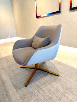 Modloft Cortlandt Lounge Chair – Designer Swivel Accent Chair