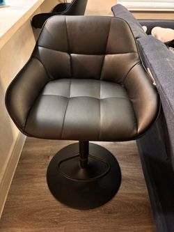 Black Bar Stool