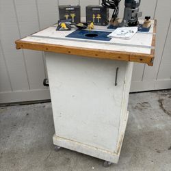 Custom-Built Router Table With Bosch Router