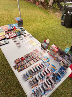 Pokemon cards Hotwheels Funko pops