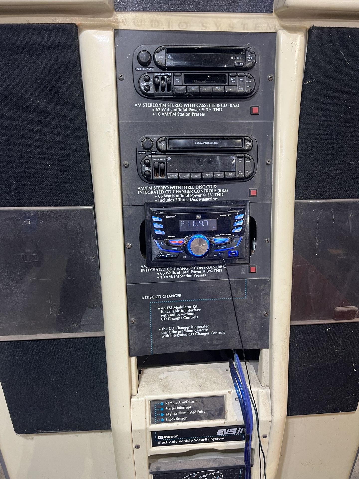 Mopar Stereo 