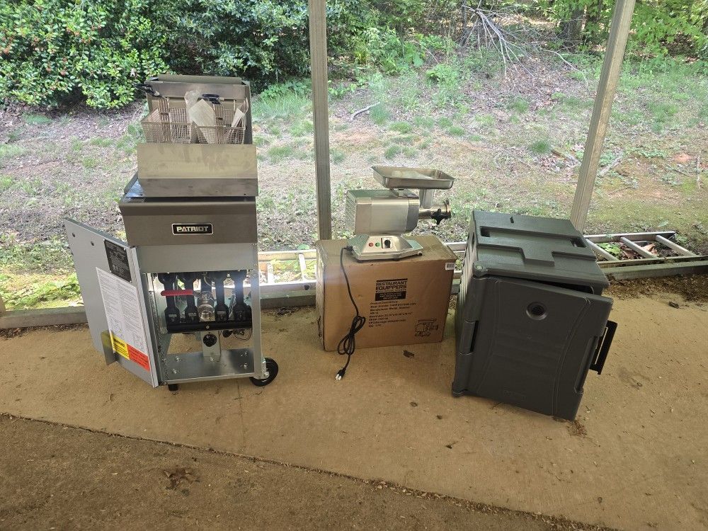 Brand New Patriot Commercial Fryers, Brand New Sentinel Meat Grinder, Brand New Bradford Hall Tray Warmer