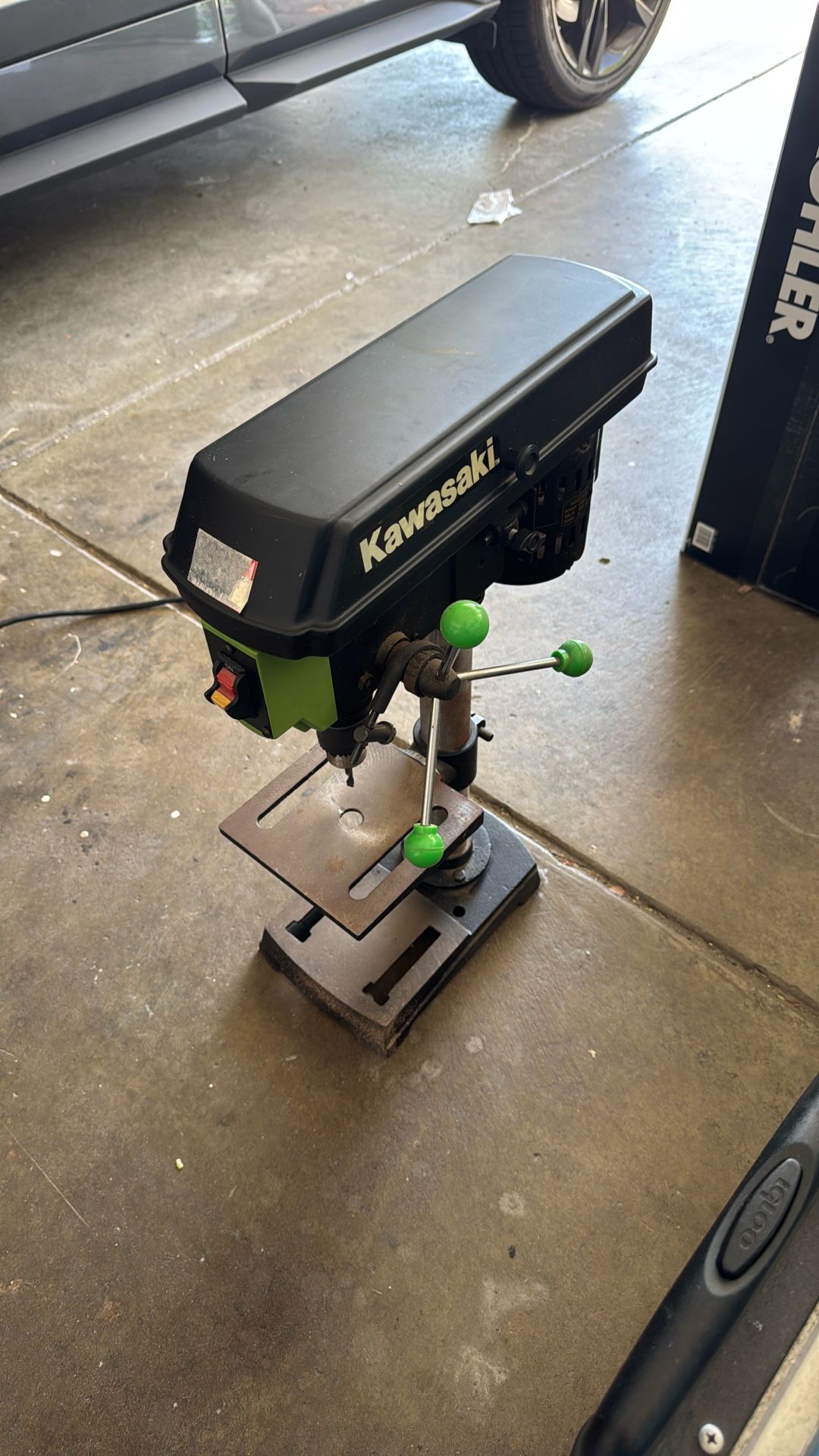 Kawasaki 8” 5 Speed Bench Drill Press w/ Laser