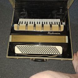 Hohner Recording.
