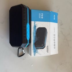 Portable Bluetooth Speaker, Waterproof Wireless Speaker,Wireless Outdoor Bluetooth Speaker