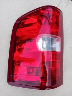 2007 -2013 Silverado Left Side Tail Light Oem