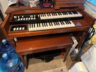 Hammond Organ