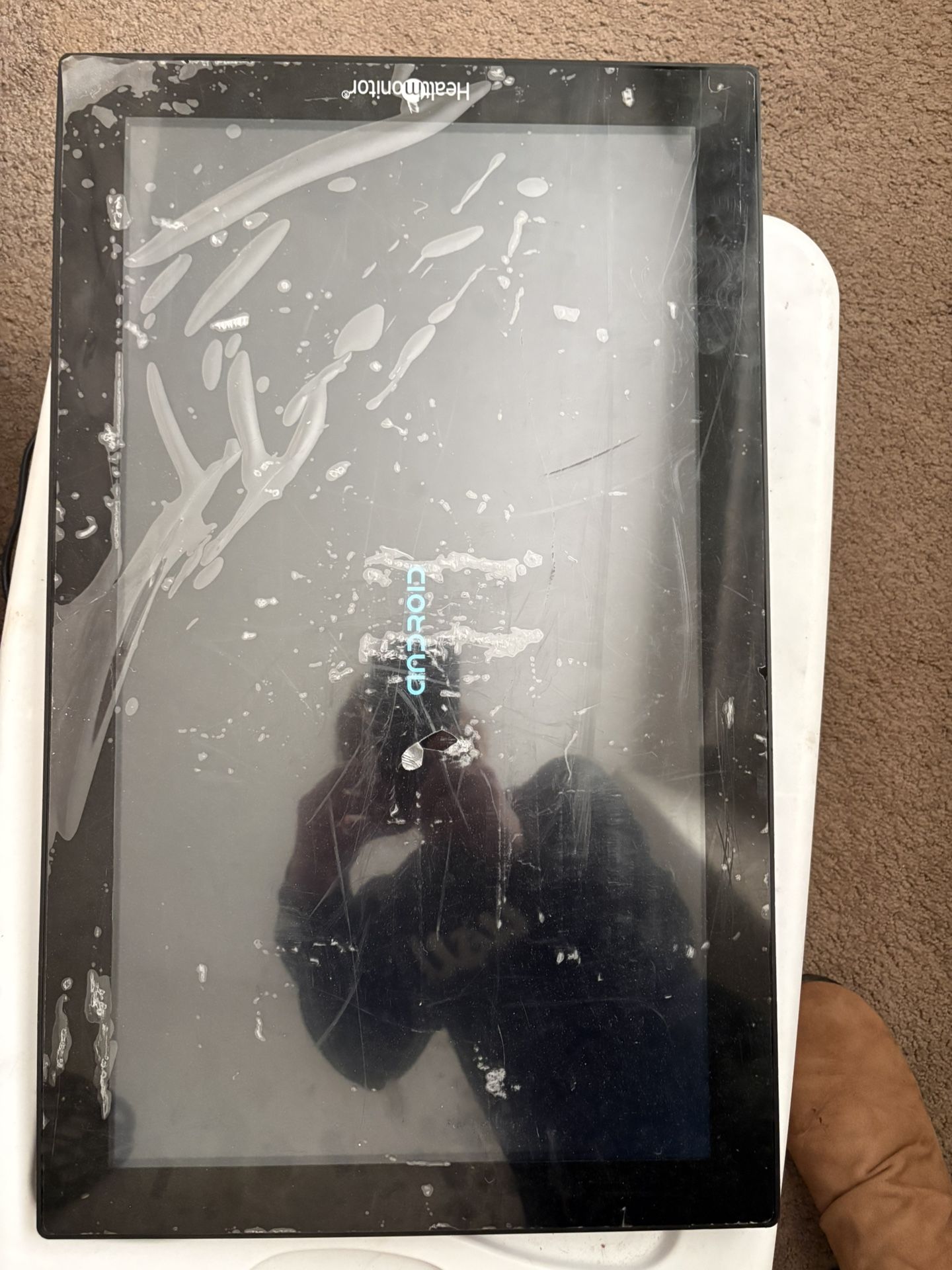 6X Touchscreens MultiUse 32” Touchscreen Monitors