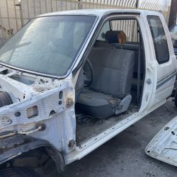 Toyota Pick Up Parts