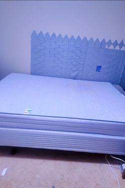 Queen Mattress and Box Spring Set