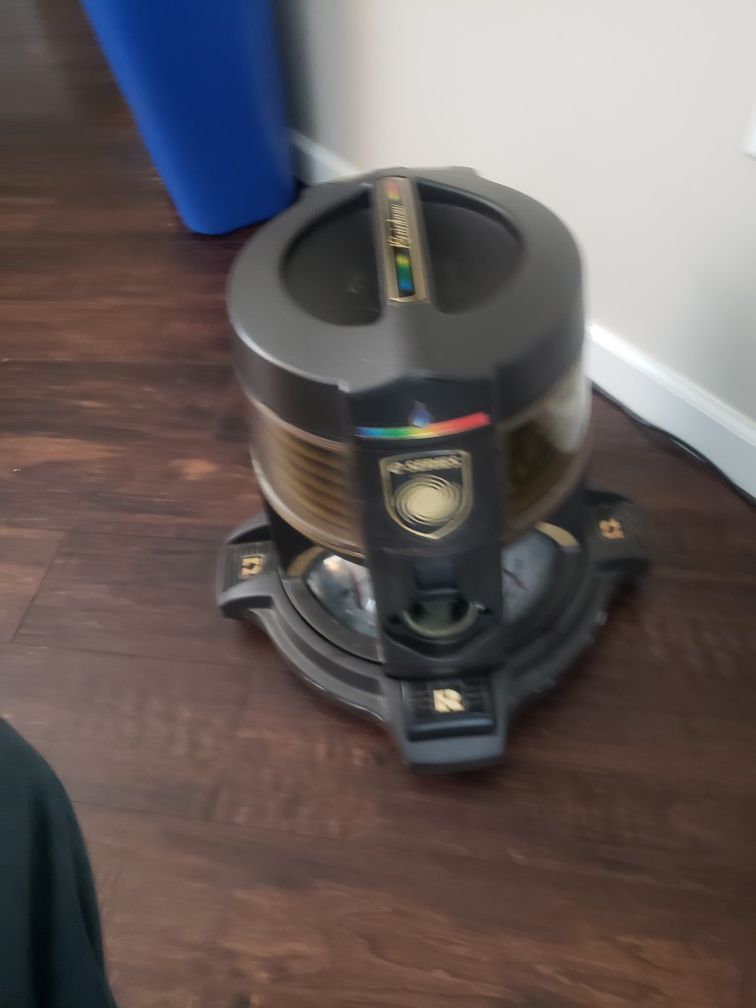 Rainbow Vacuum barely used