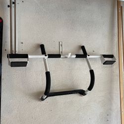 Pull-up Bar 
