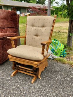 Rocking chair $30