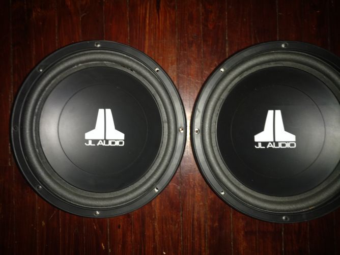 (2) JL Audio 12w3v2 D4 subs, need refoaming