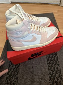 Jordan 1 Pink, W11.5/M10, Has Hang Tags And Laces