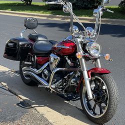 Yamaha V Star 950 (Better Than New)  Lots Of Upgrades 