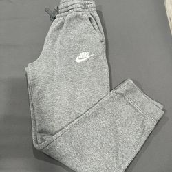 Nike Joggers Pants / Size XL Kids 