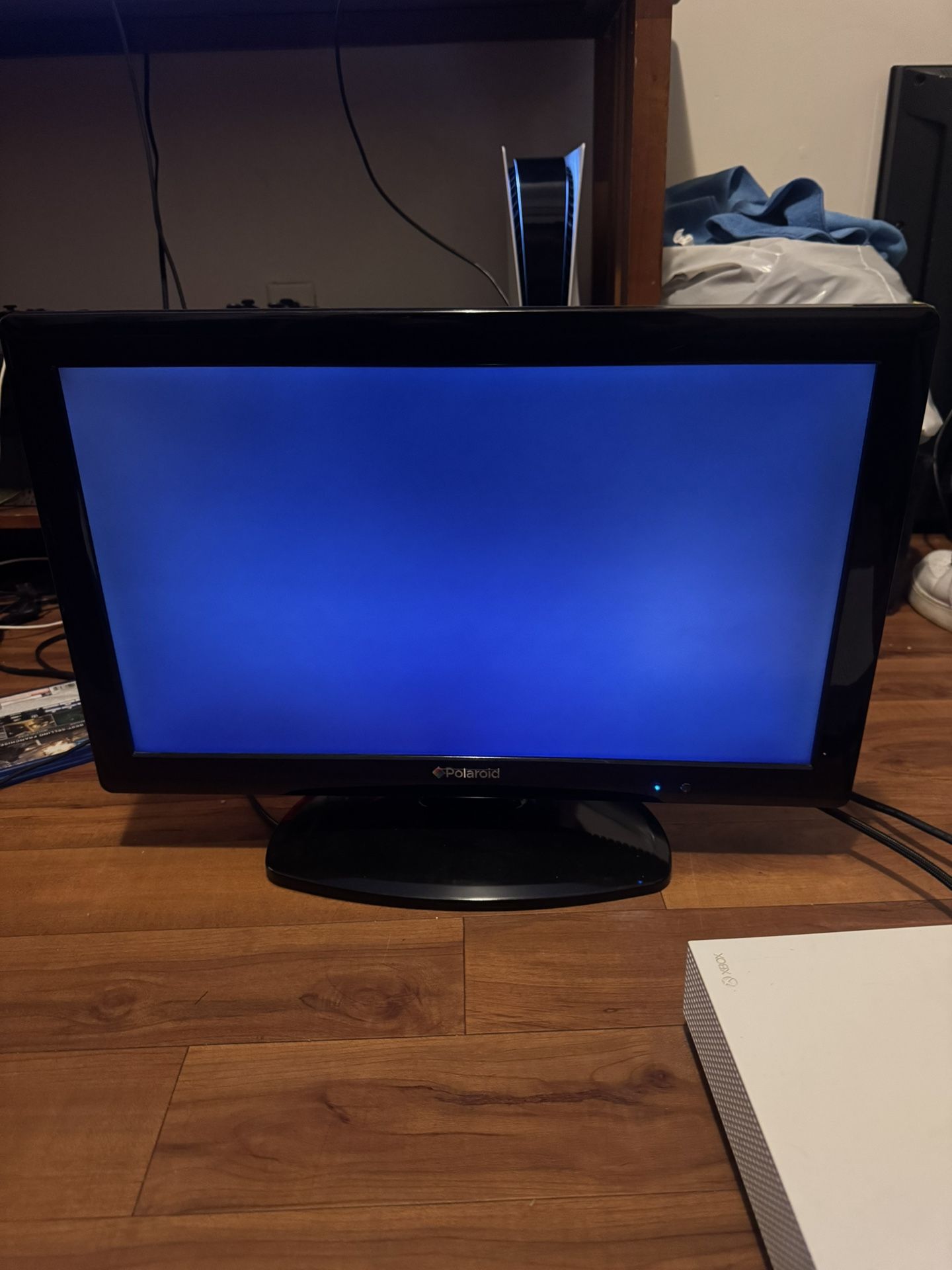 22’ Polaroid HD LED TV