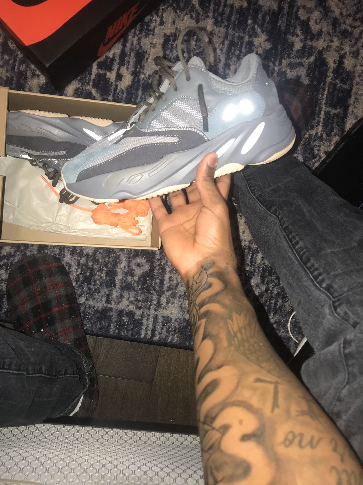teal blue yeezy 700s size 11