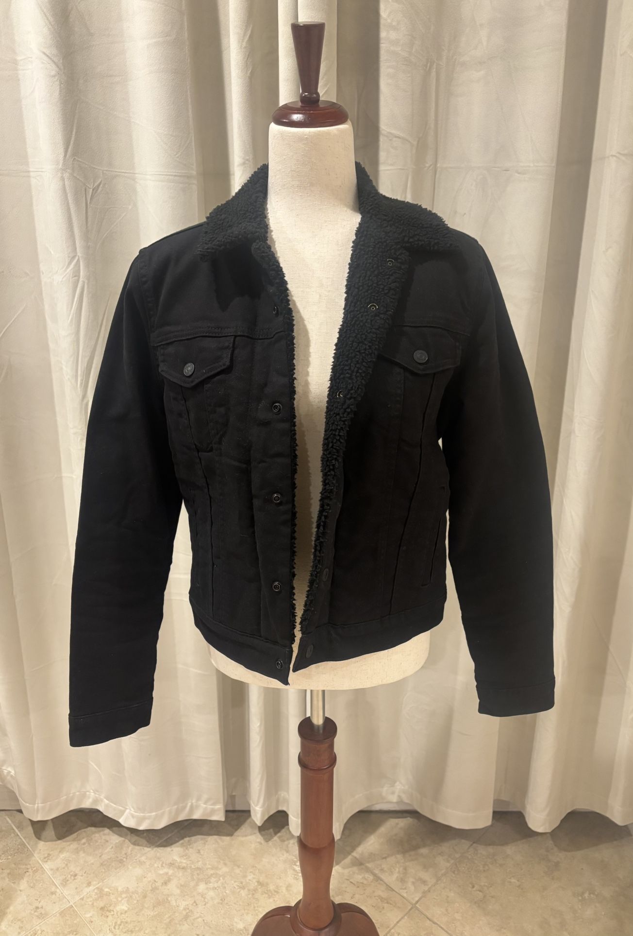 Levi Jacket  
