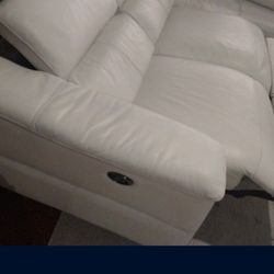SECTIONAL GENUINE LEATHER RECLINER ELECTRIC WHITE COLOR.. DELIVERY SERVICE AVAILABLE 🚚💥🚚✅✅💥