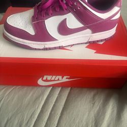 Nike Dunk Low