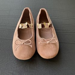 ZARA girls shoes size 7/ new/ cash only/ pickup/