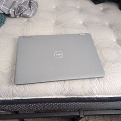 Laptop Dell Latitude 3310 2 in 1