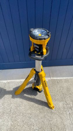 Dewalt Light. DCL079.