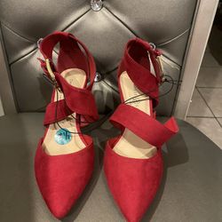 Red heels 7.5