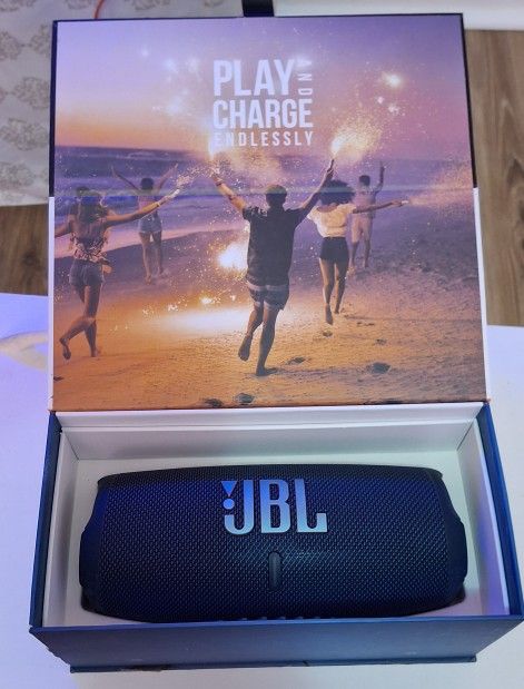 JBL Charge 5 Flip