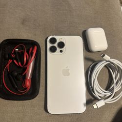 iPhone 13 Pro Max 1T Unlocked!