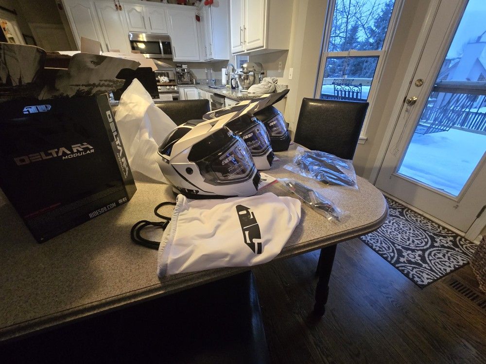 509 Delta R4 Ignite Size Medium (3).