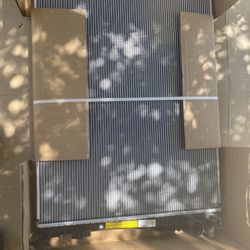 Radiator For 17 Chrysler Pacifica