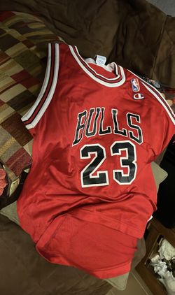 Michael Jordan Chicago Bulls 90’s Champion Jersey XL YOUTH