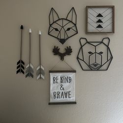 🪶 Boys Adventure Bedroom Wall Decor Set