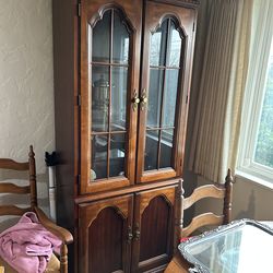 Beautiful curio cabinet, Priced to Sell, solid wood, Retro, great shape. Living Room. $100 OBO, Needs To Go Fast Before Move 