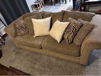 Love seat