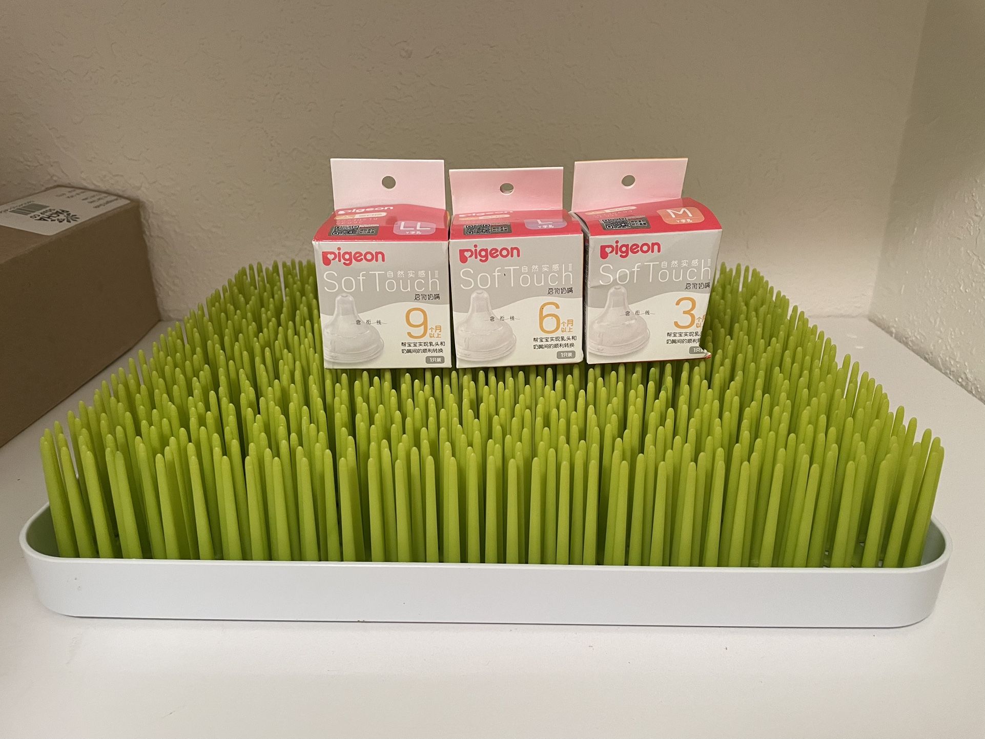 Boon Lawn Countertop Baby Bottle Drying Rack& 3 New Pigeon Breast Milk Authentic Feeling Nipple