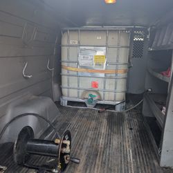 Schutz 1,000 Liter Plastic Tank and Hose Reel 