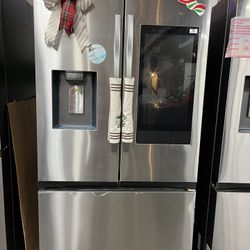 Samsung Family Hub Refrigerator 